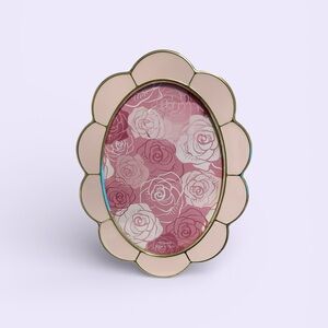 Isaac Jacobs Blush Pink Scalloped Floral Picture Frame - 4x6